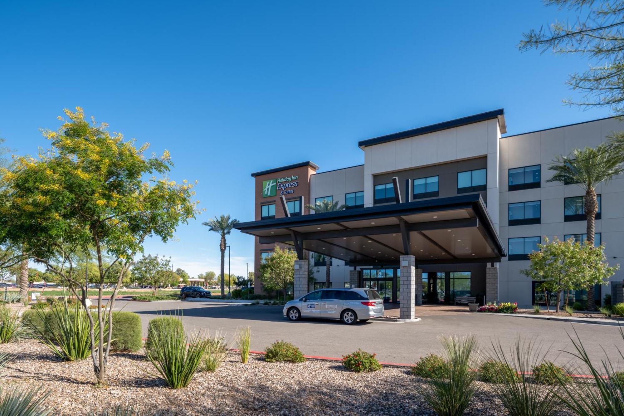 Holiday Inn Express & Suites - Gilbert - Mesa Gateway Airport Eksteriør billede