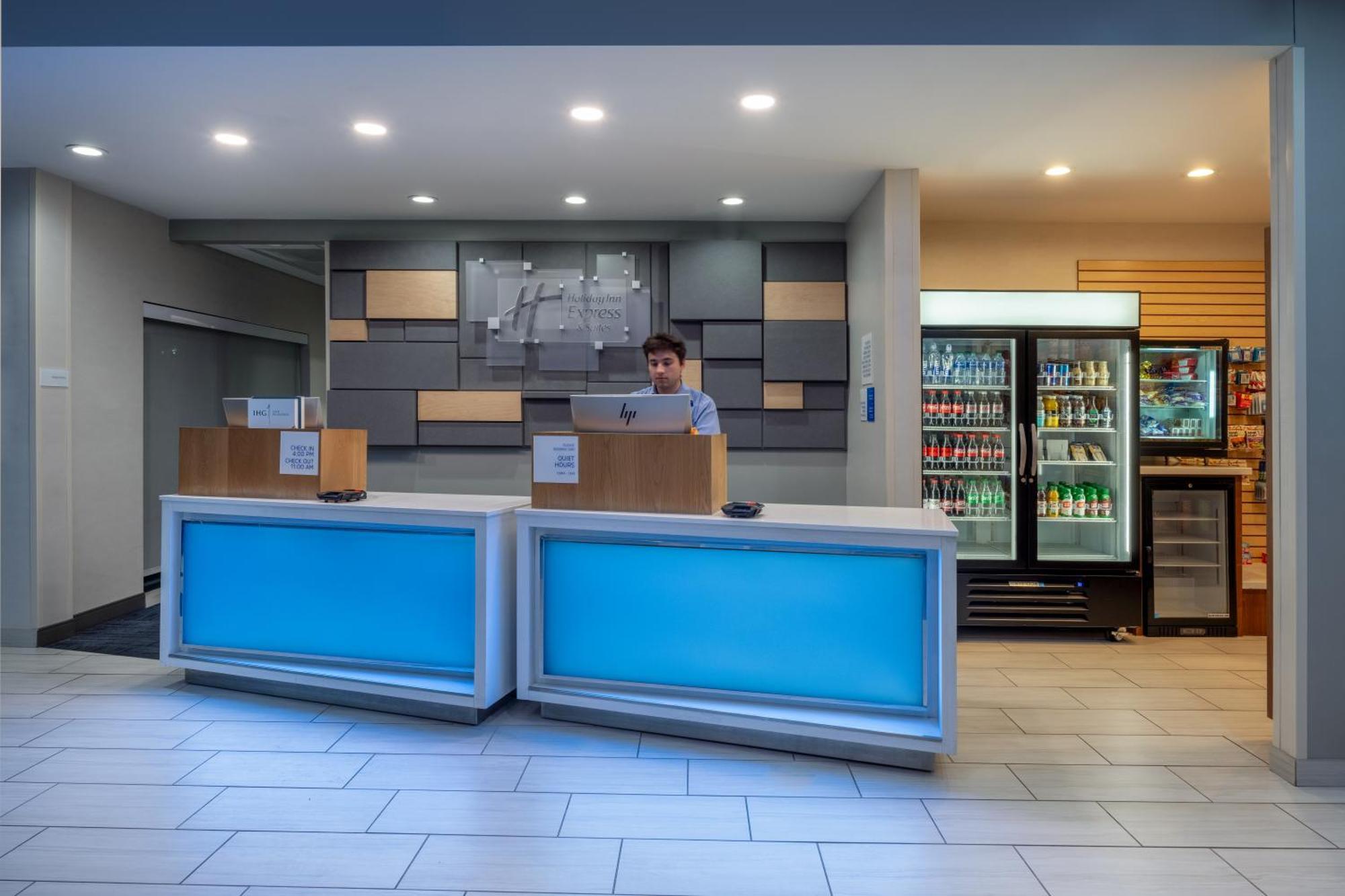 Holiday Inn Express & Suites - Gilbert - Mesa Gateway Airport Eksteriør billede